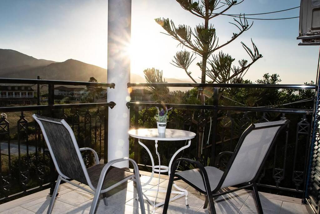 Cozy Flat At Regina Apartments Alykanas  Bagian luar foto