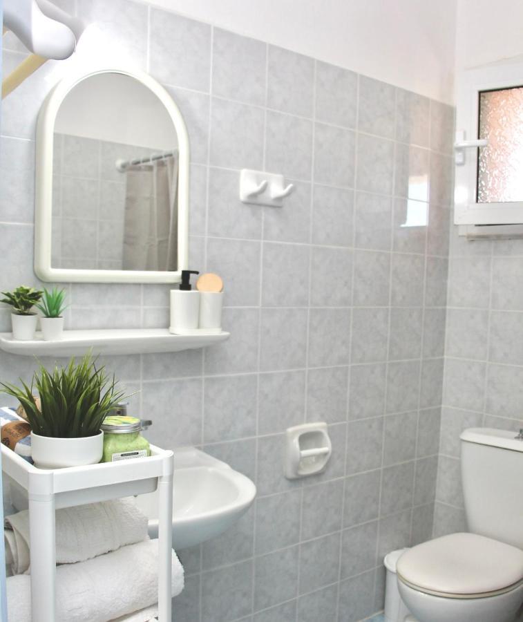 Cozy Flat At Regina Apartments Alykanas  Bagian luar foto