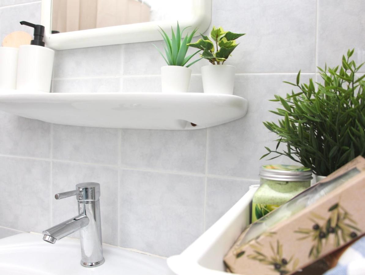Cozy Flat At Regina Apartments Alykanas  Bagian luar foto